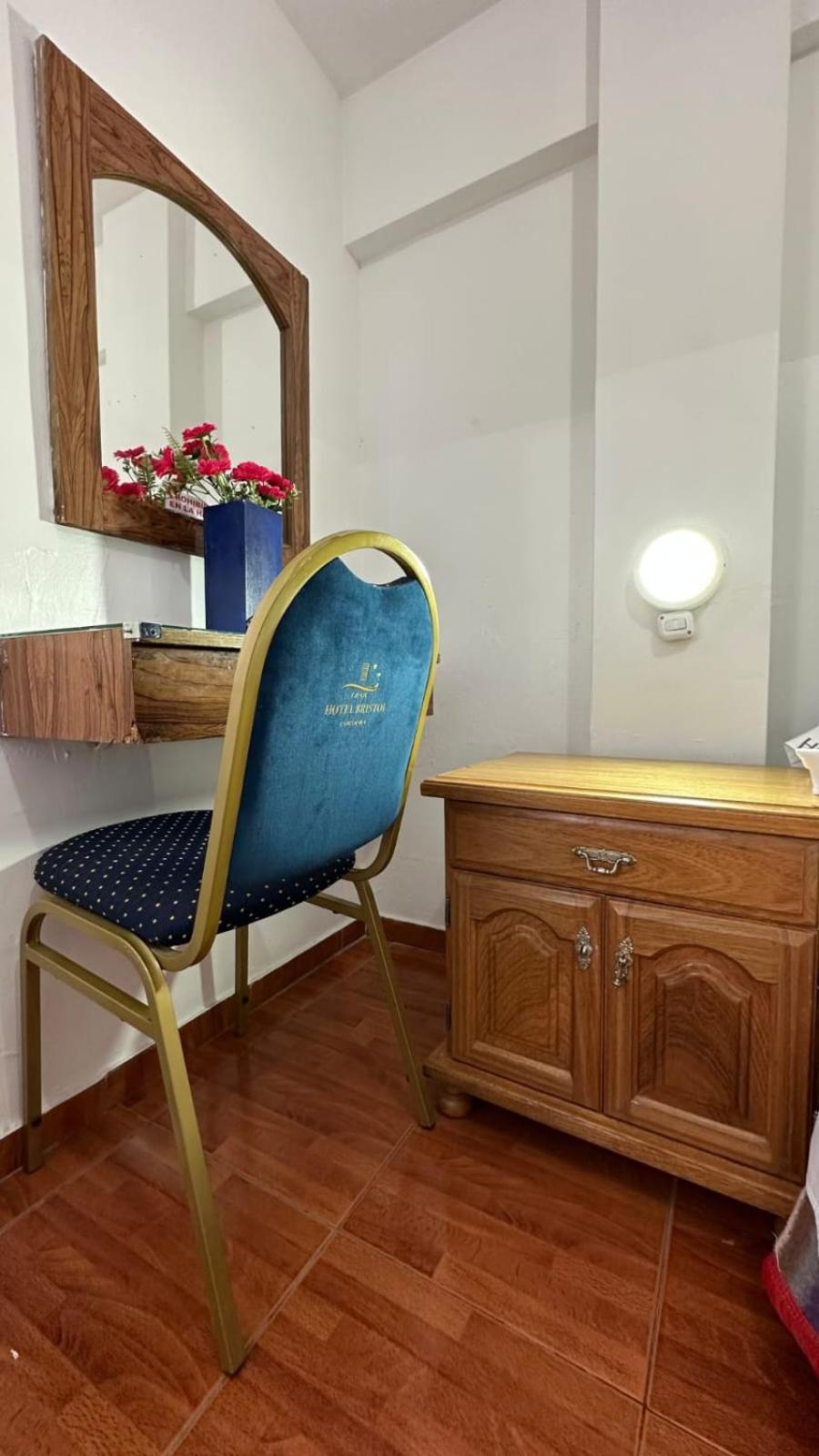 Hotel Bristol Кордова Екстер'єр фото